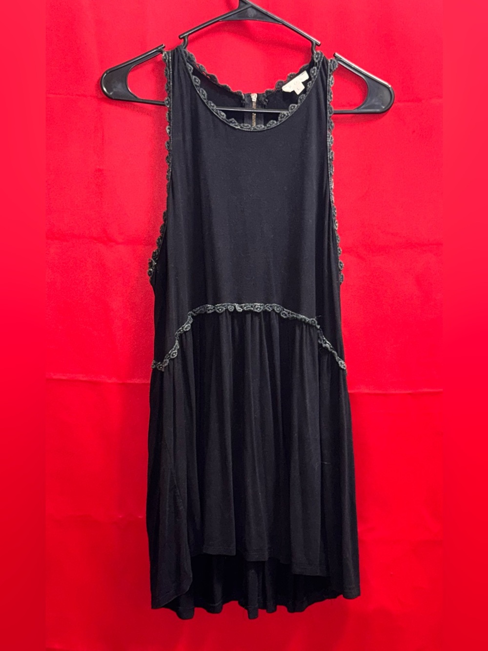 #677- POL Clothing Boho Crochet Lace Trim Babydoll Tank Top Black Size L